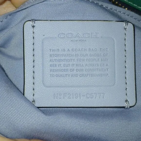 Coach Camera Bag i Colorblock wi Horse and Carriage C5777 $328 FREE shipping - Picture 5 of 5